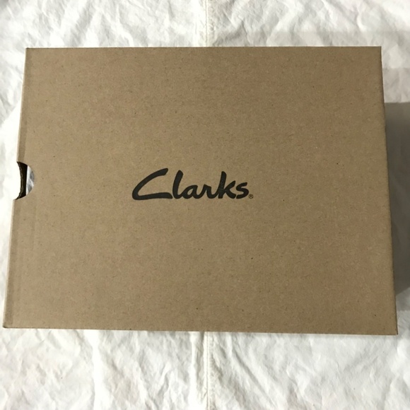 NEW Clarks Leather Freva85 T-Bar Black Heels Pump Women's Size 8.5 M Ankle Strap - Picture 14 of 14